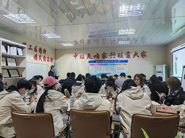 公司銷售業(yè)務(wù)團隊開展專題培訓(xùn) 公司銷售業(yè)務(wù)團隊開展專題培訓(xùn)