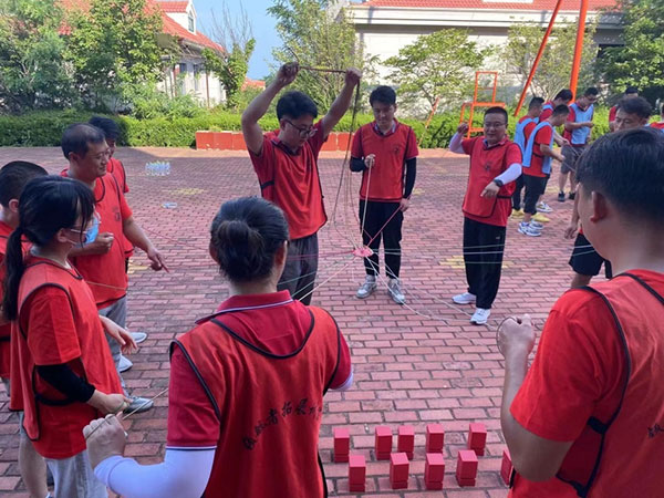  協(xié)同奮進(jìn)，砥礪前行——記公司團(tuán)建拓展活動(dòng)